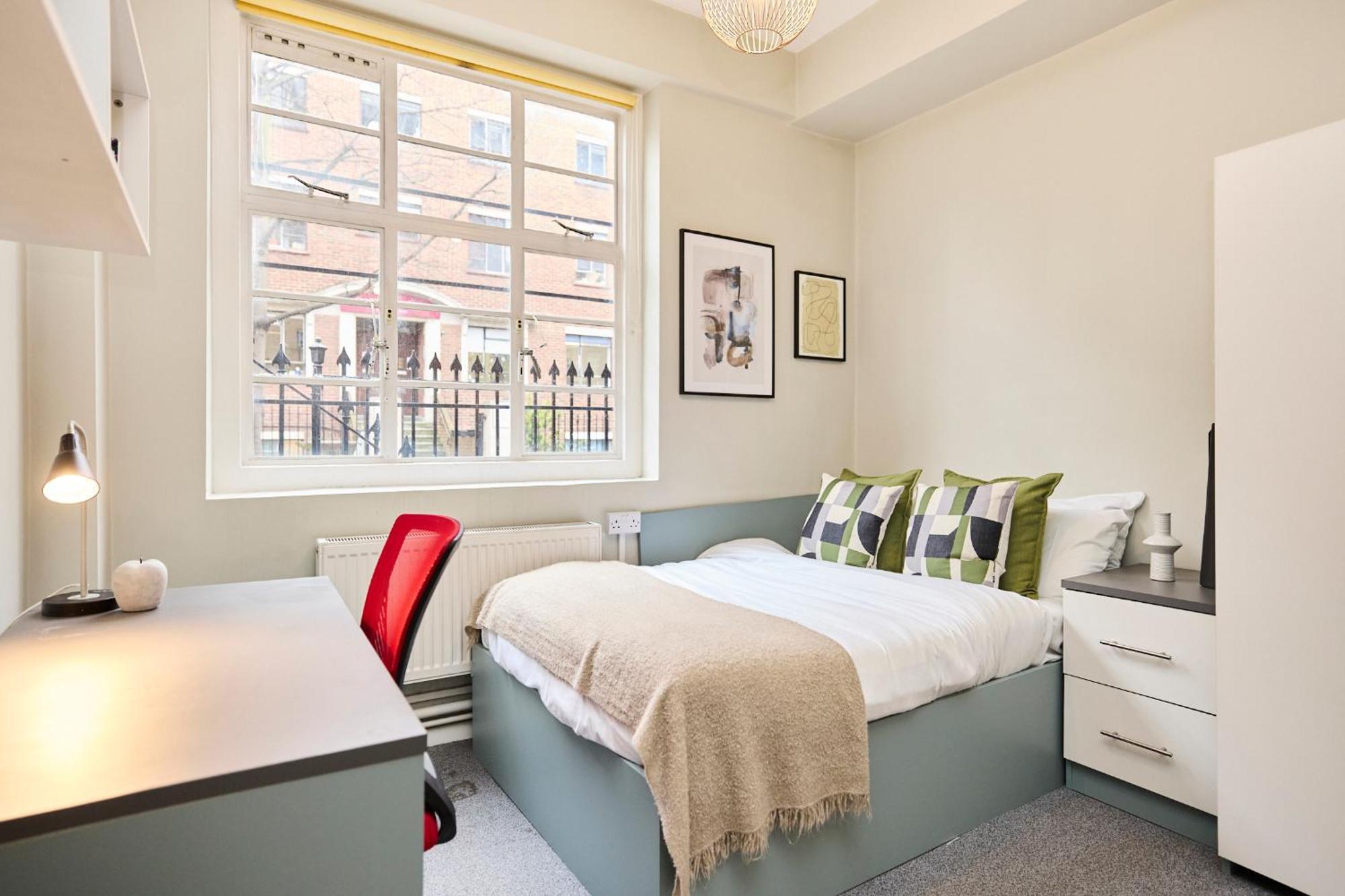 Ostello Louise House Londra